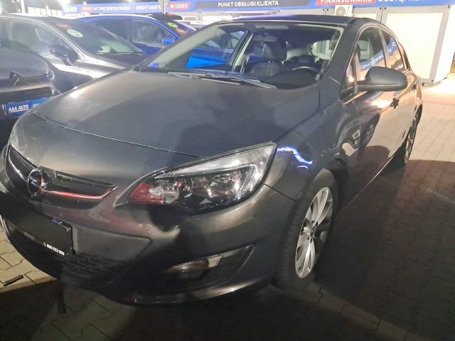 Opel Astra 2012