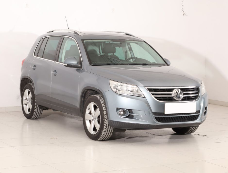 Volkswagen Tiguan - 2009