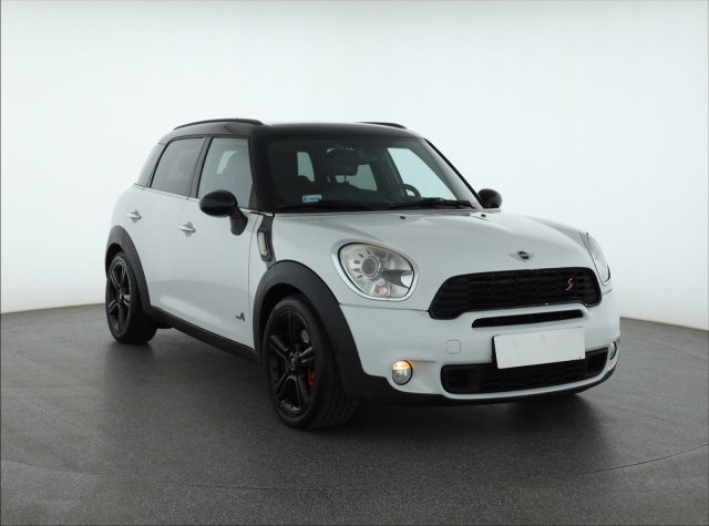 MINI Countryman, 2010