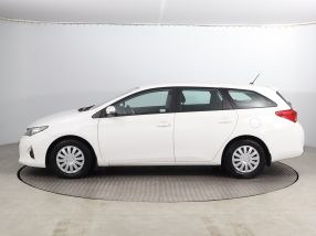 Toyota Auris - 2015