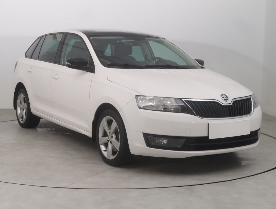 Skoda Rapid Spaceback - 2015