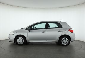 Toyota Auris - 2011