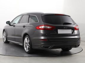 Ford Mondeo - 2015