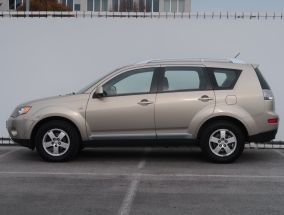 Mitsubishi Outlander - 2008