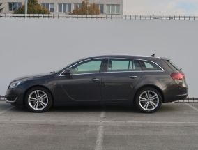 Opel Insignia - 2013