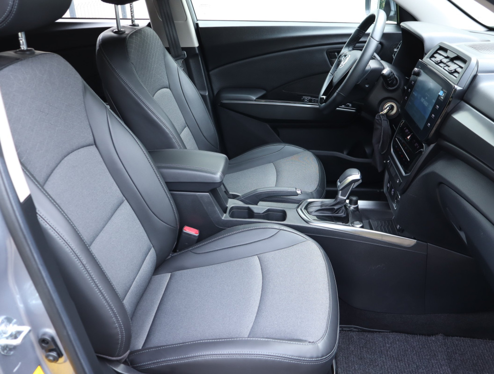 Ssang Yong Tivoli Grand