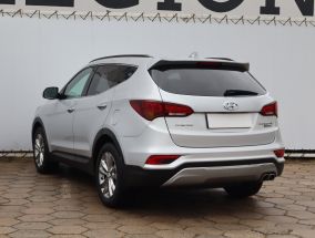 Hyundai Santa Fe - 2015