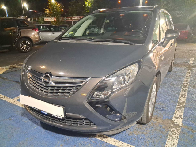 Opel Zafira 2015