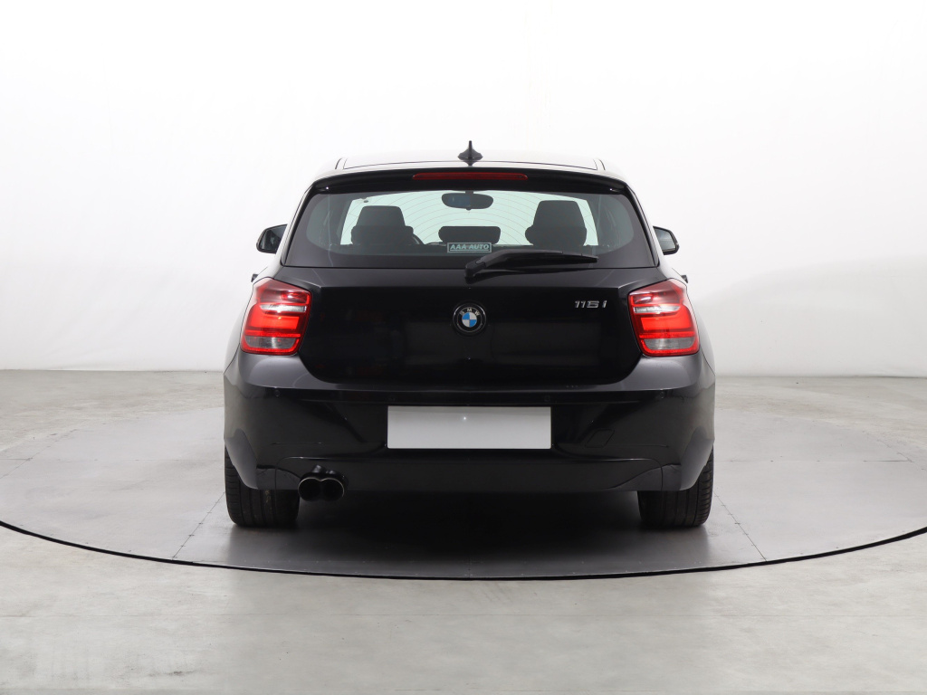 BMW 1