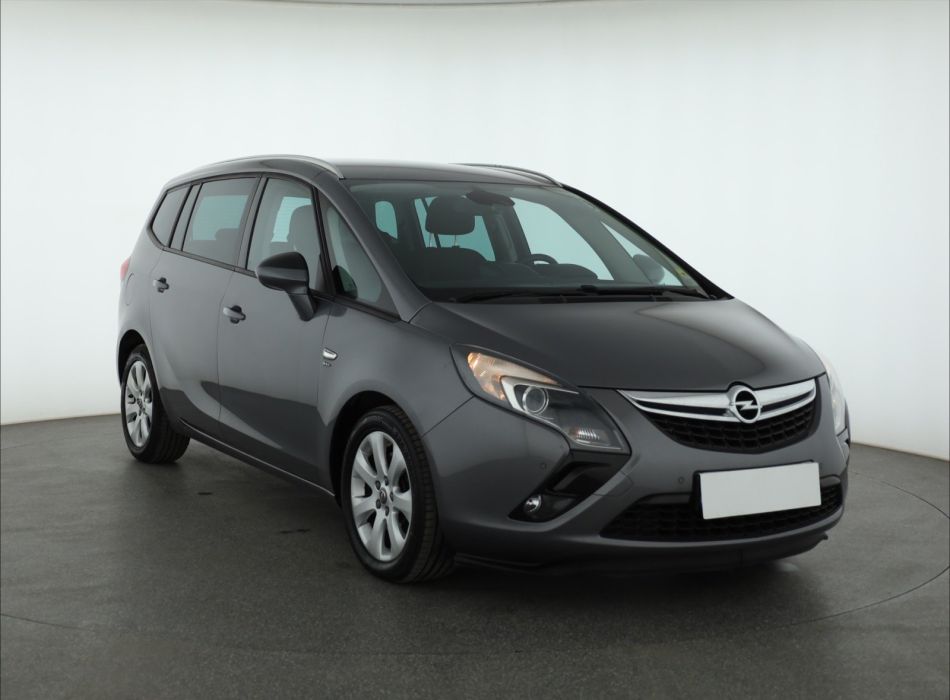 Opel Zafira - 2016