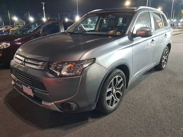 Mitsubishi Outlander 2014