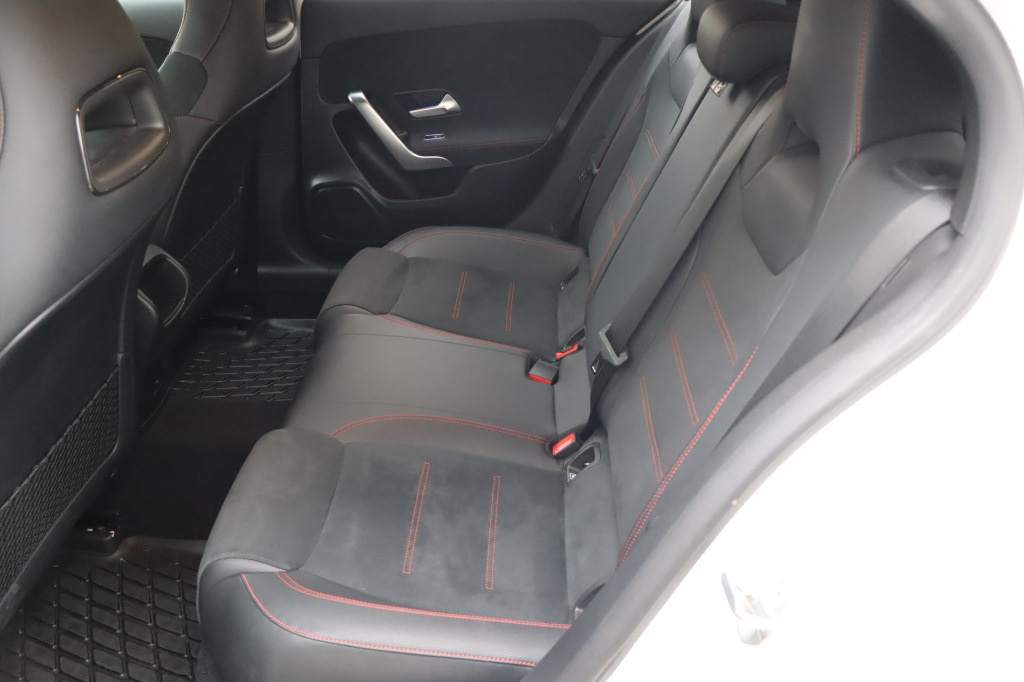 Mercedes-Benz A