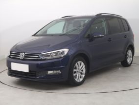 Volkswagen Touran - 2015