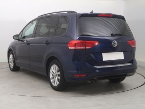 Volkswagen Touran - 2015