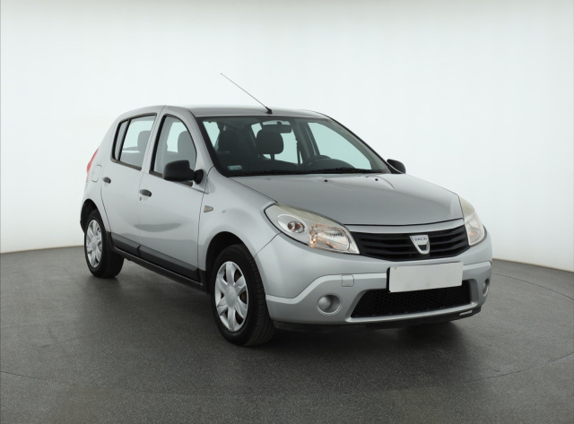 Dacia Sandero 2009