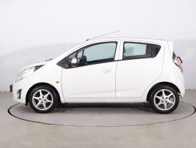 Chevrolet Spark - 2011