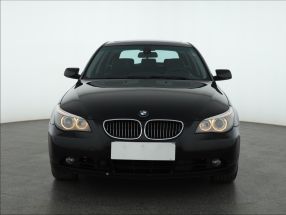 BMW 5 - 2004