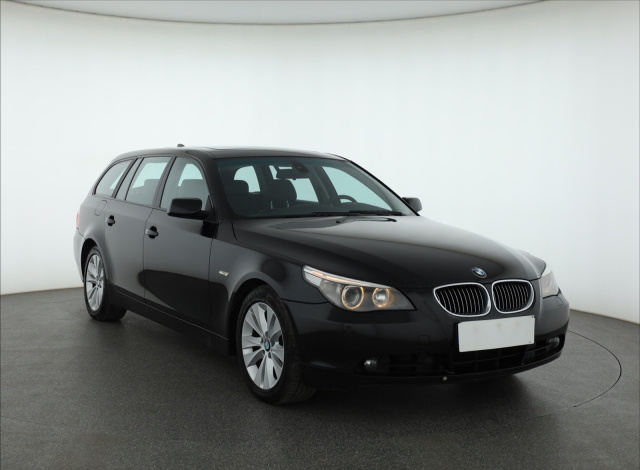 BMW 5 2004