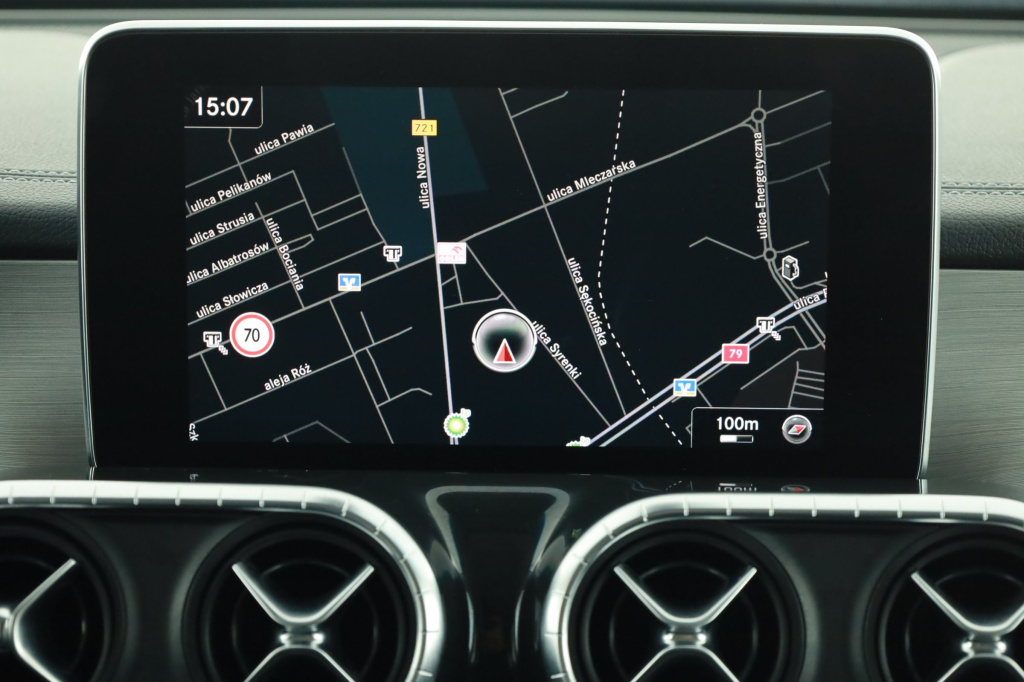 Mercedes-Benz X