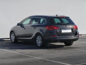 Opel Astra - 2015