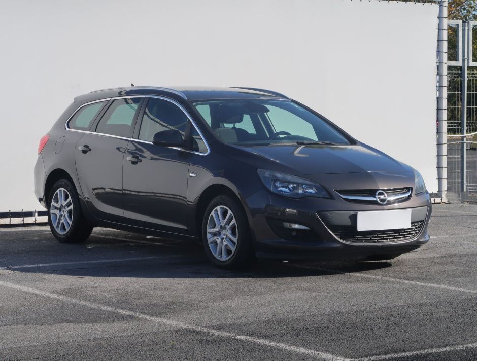 Opel Astra - 2015