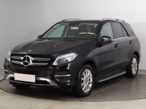Mercedes-Benz GLE - 2016