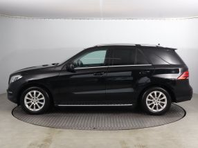 Mercedes-Benz GLE - 2016
