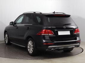 Mercedes-Benz GLE - 2016