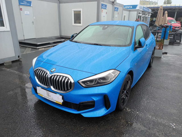 BMW 1 2021