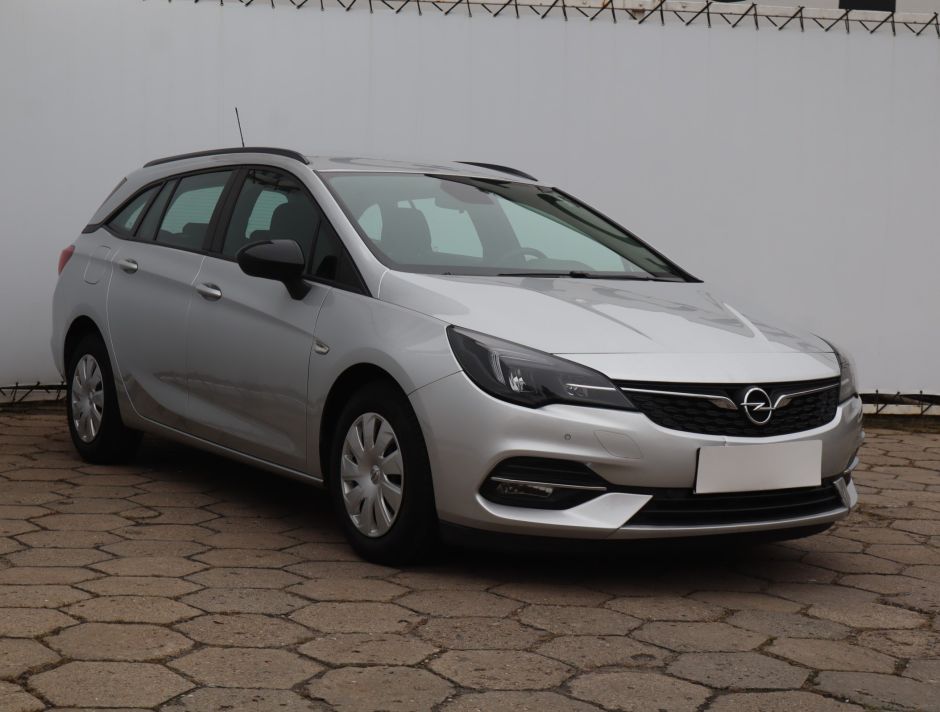 Opel Astra - 2021