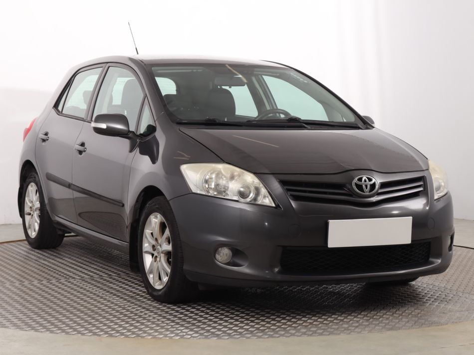 Toyota Auris - 2012