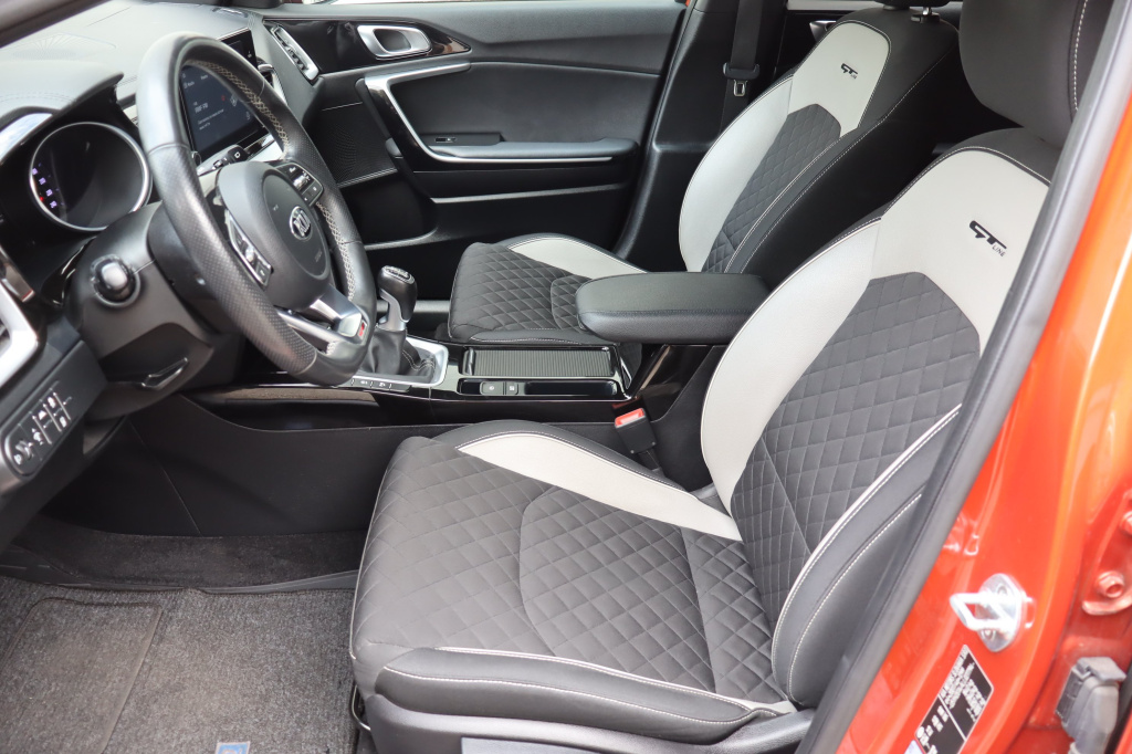 Kia ProCeed