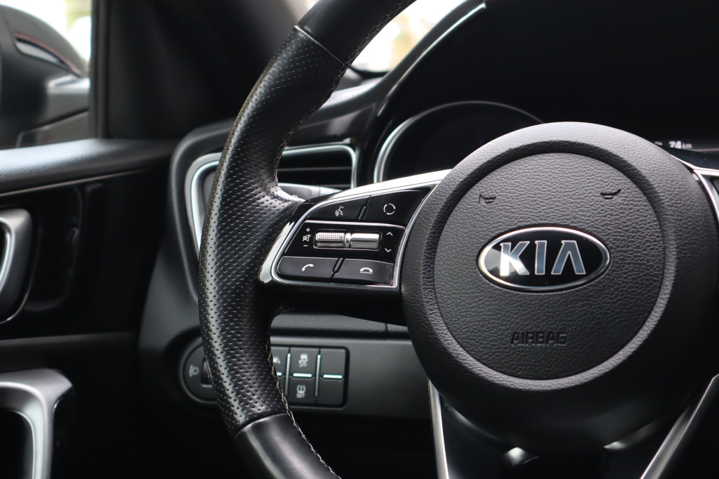 Kia ProCeed