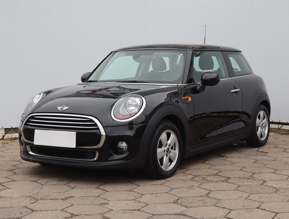 MINI 3-door