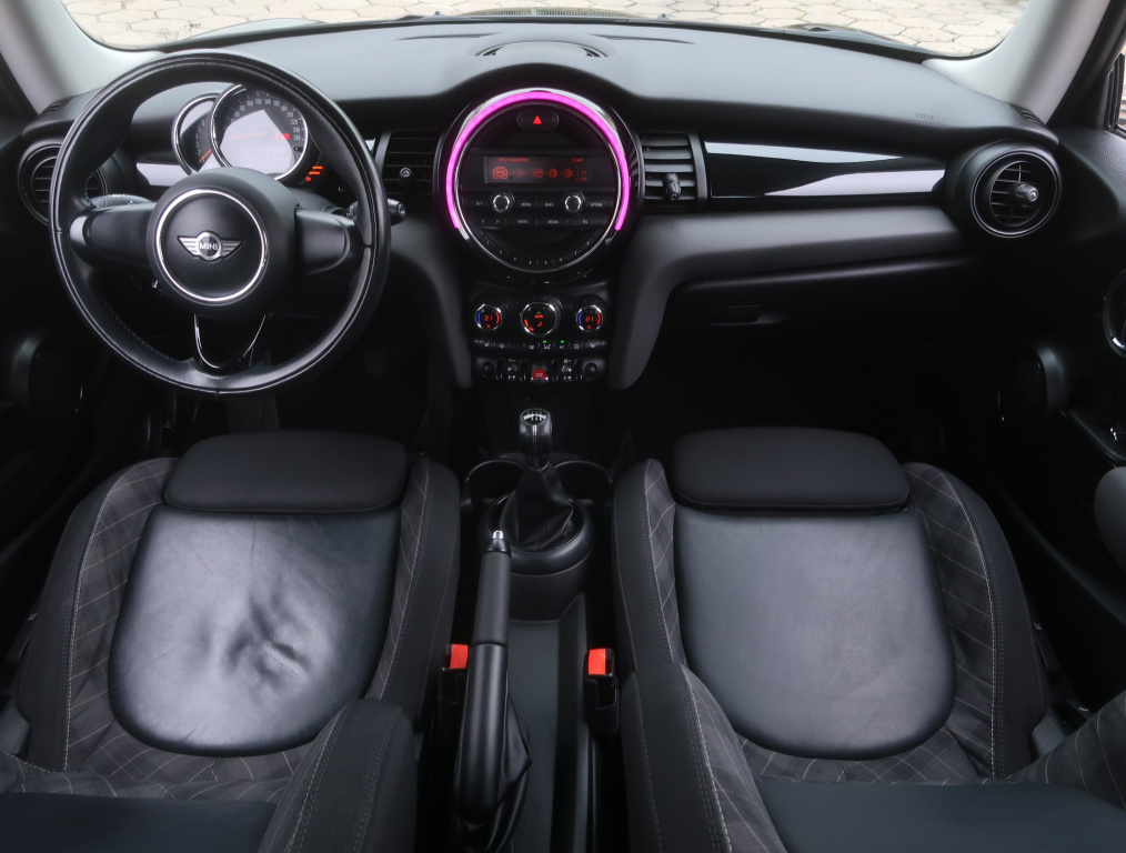 MINI 3-door