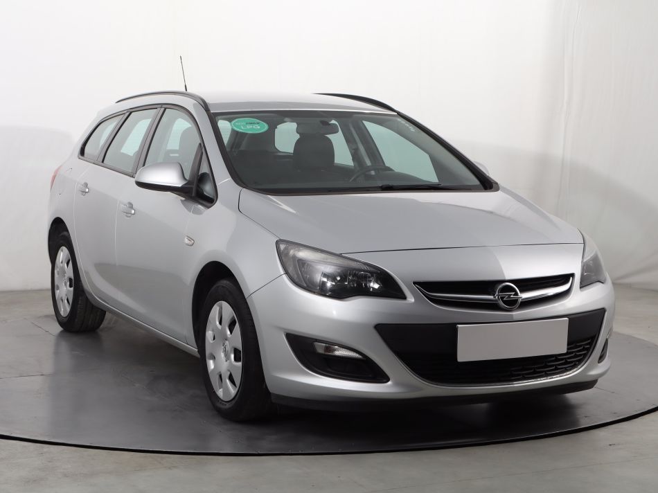 Opel Astra - 2014