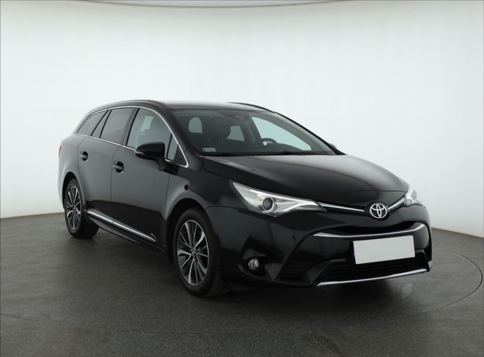 Toyota Avensis - 2016