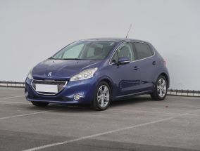 Peugeot 208 - 2012