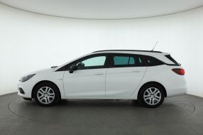 Opel Astra - 2022
