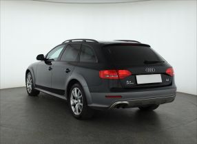 Audi Allroad A4 - 2011