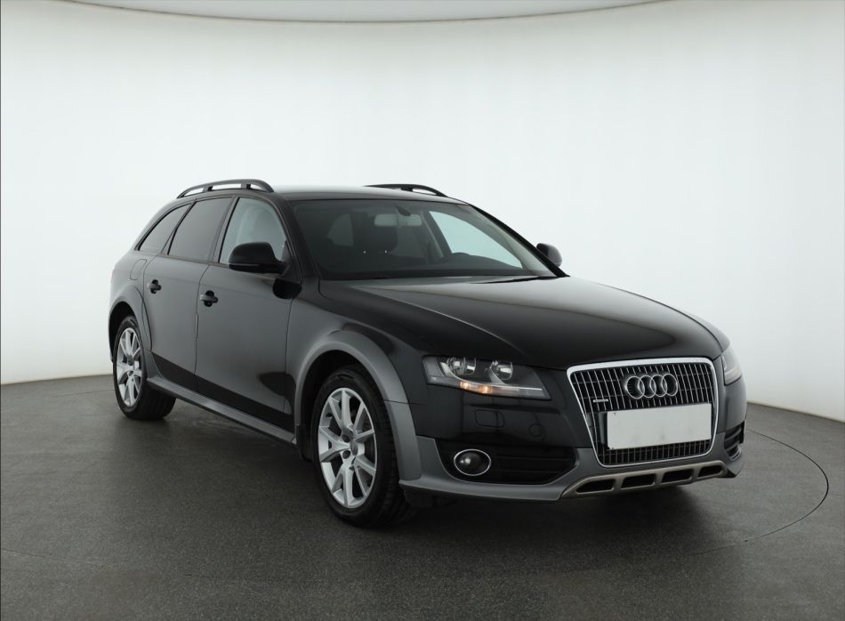 Audi Allroad A4 - 2011