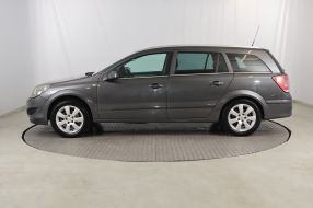 Opel Astra - 2009