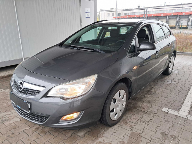 Opel Astra 2011