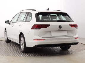 Volkswagen Golf - 2022