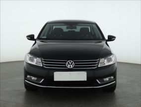 Volkswagen Passat - 2012