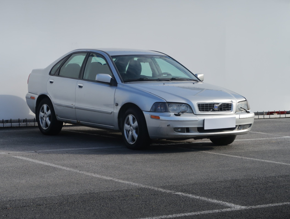 Volvo S40
