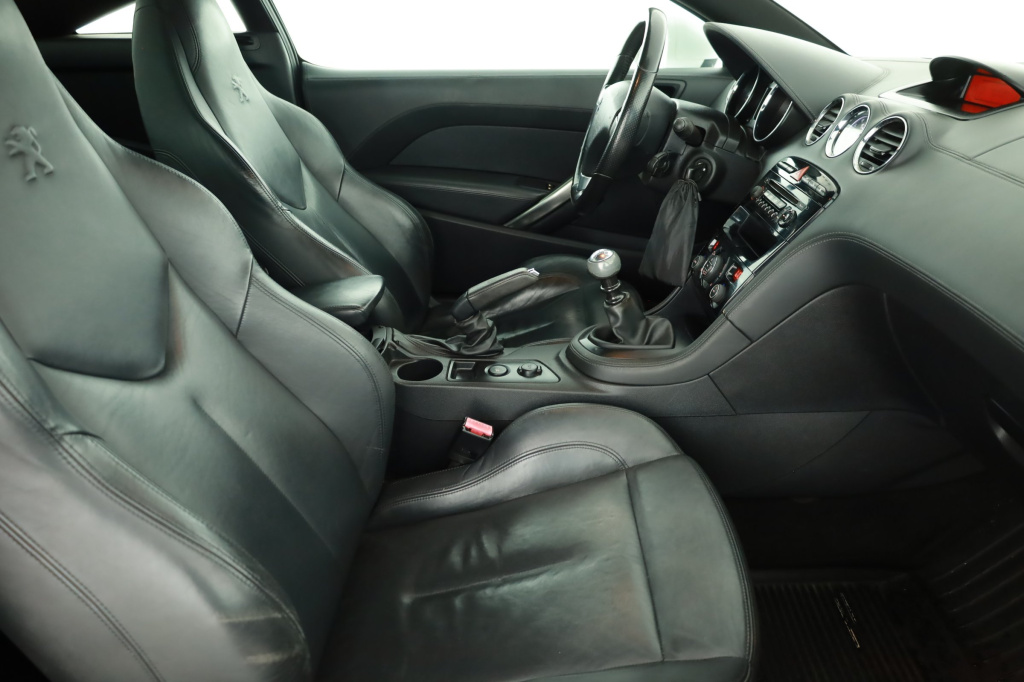 Peugeot RCZ