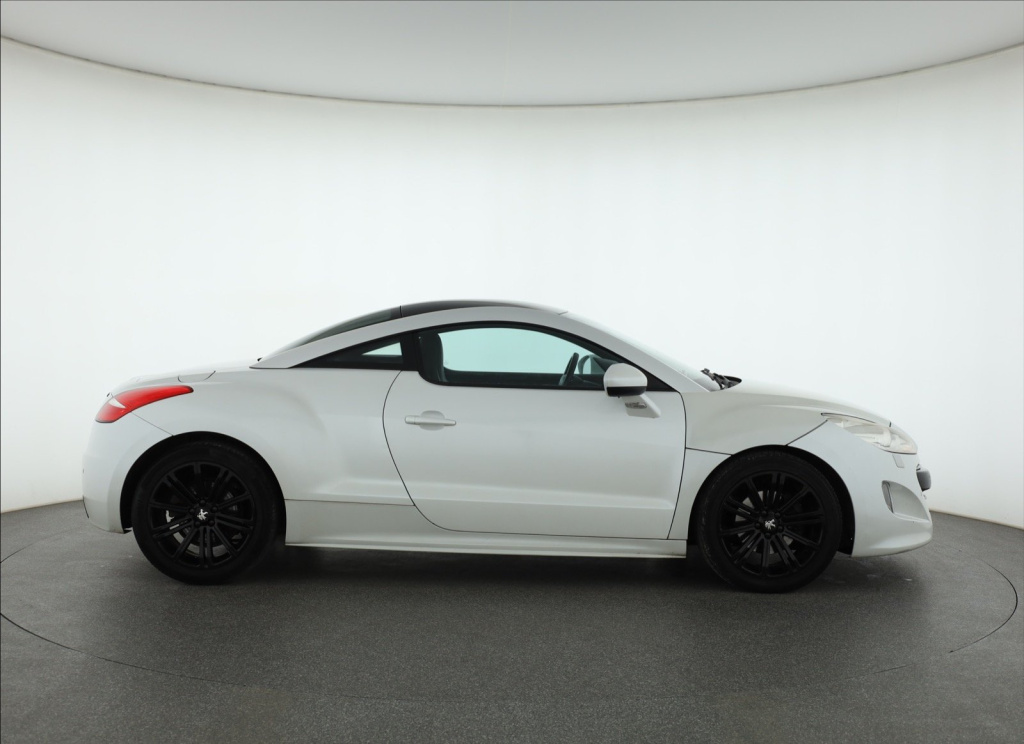 Peugeot RCZ