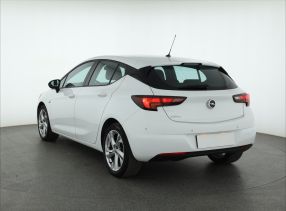 Opel Astra - 2021
