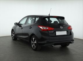 Nissan Pulsar - 2015